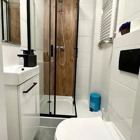 Mmrent Gold Kwatera prywatna *